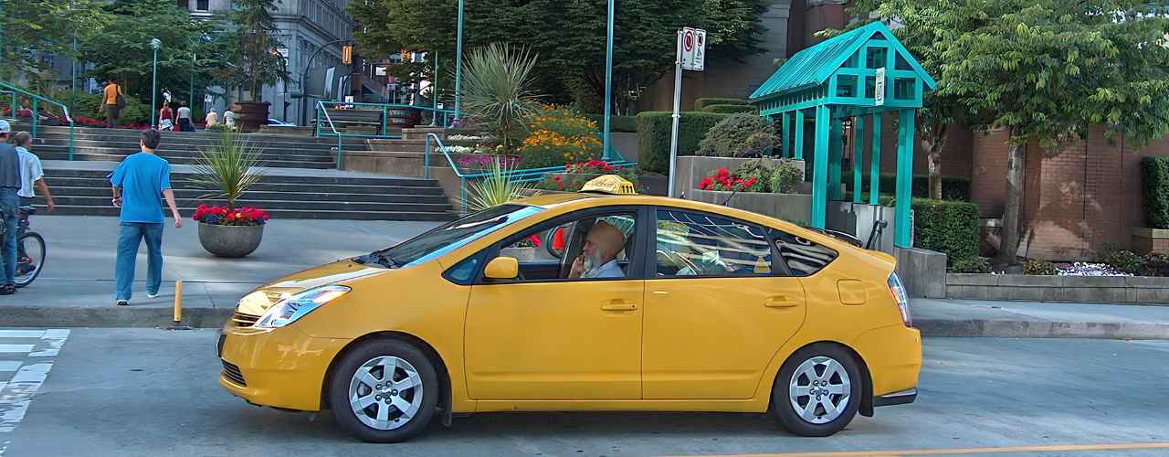 Oakville to Airport Travel: Essential Tips You Need to Know